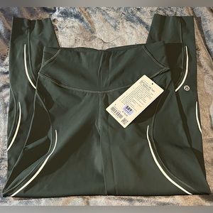 NWT Base Pace HR tight 25”